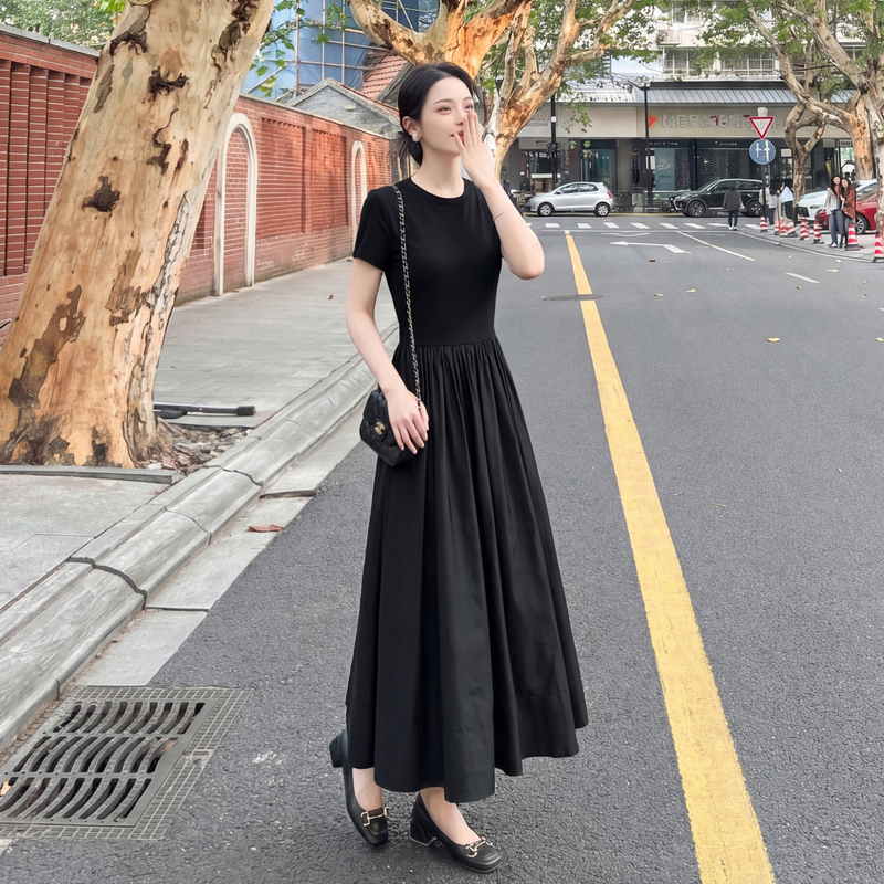 Hepburn-Style Cotton Little Black Dress, French-Style Dress, 2026 Summer New Short-Sleeved Round-Neck Patchwork Slimming Long Dress for Women