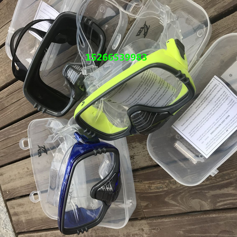 Taiwan IST M11 mirror wide field of view nose can exhale tempered glass diving mirror pig nose mask