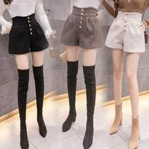 ins Net red woolen shorts women outside wear 2020 Spring and Autumn New High waist thin a wide leg pants thick boots women