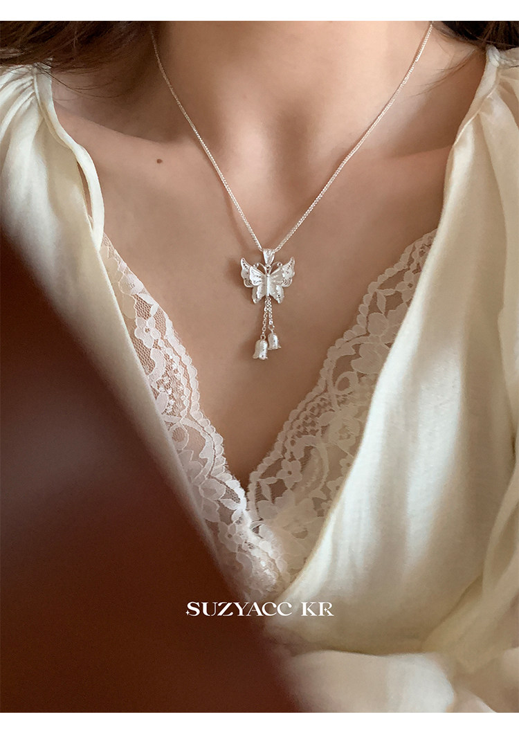 Серебряное ожерелье suzyacc kr纯银铃兰吊坠蝴蝶项链轻奢小众高级感锁骨链2024新款