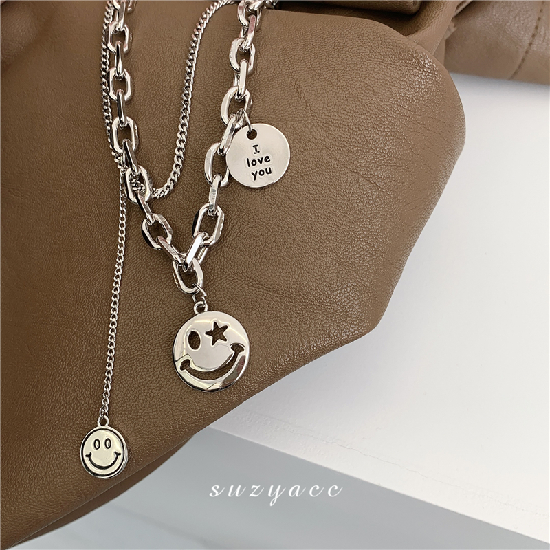 South Korea Dongdaemun Smiley Pendant Necklace Female European Station Chain Necklace Ins Net Red Fashion Personality Clavicle Chain