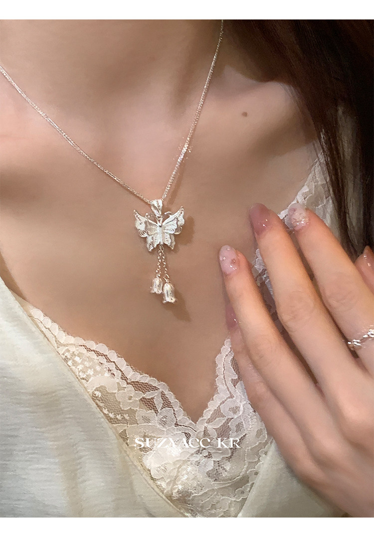 Серебряное ожерелье suzyacc kr纯银铃兰吊坠蝴蝶项链轻奢小众高级感锁骨链2024新款