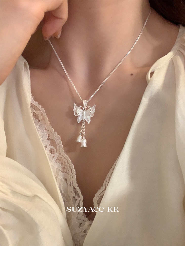 Серебряное ожерелье suzyacc kr纯银铃兰吊坠蝴蝶项链轻奢小众高级感锁骨链2024新款