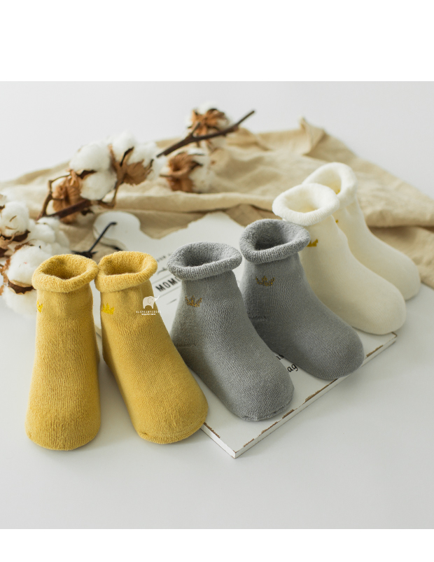 [Giải phóng mặt bằng] vớ trẻ em mùa thu và mùa đông cotton bé trai và bé gái vớ bé dễ thương dày vớ sàn vớ công chúa cho bé gái