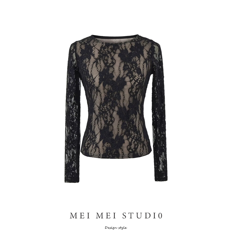 Retro Lace Style Double-Layer Crochet Long-Sleeved Bottoming Shirt for Women, Slim-Fitting Round-Neck Shirt with Inner Layering Top