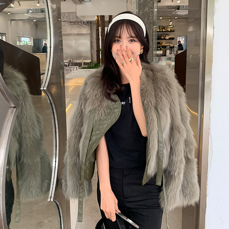 Fox Fur Fur Coat Women's 2022 New Young Short Coat Sheepskin Lace-Up Fur All-in-One Haining