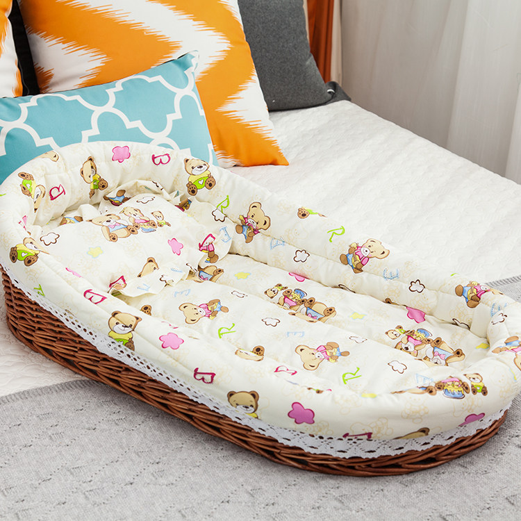 Rattan newborn baby carry-up basket crib bed car portable baby cradle solid wood bed rocker travel bed