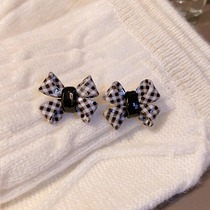 Personality checkerboard bow stud earrings Korea 925 silver needle niche acrylic black and white plaid earrings earrings female