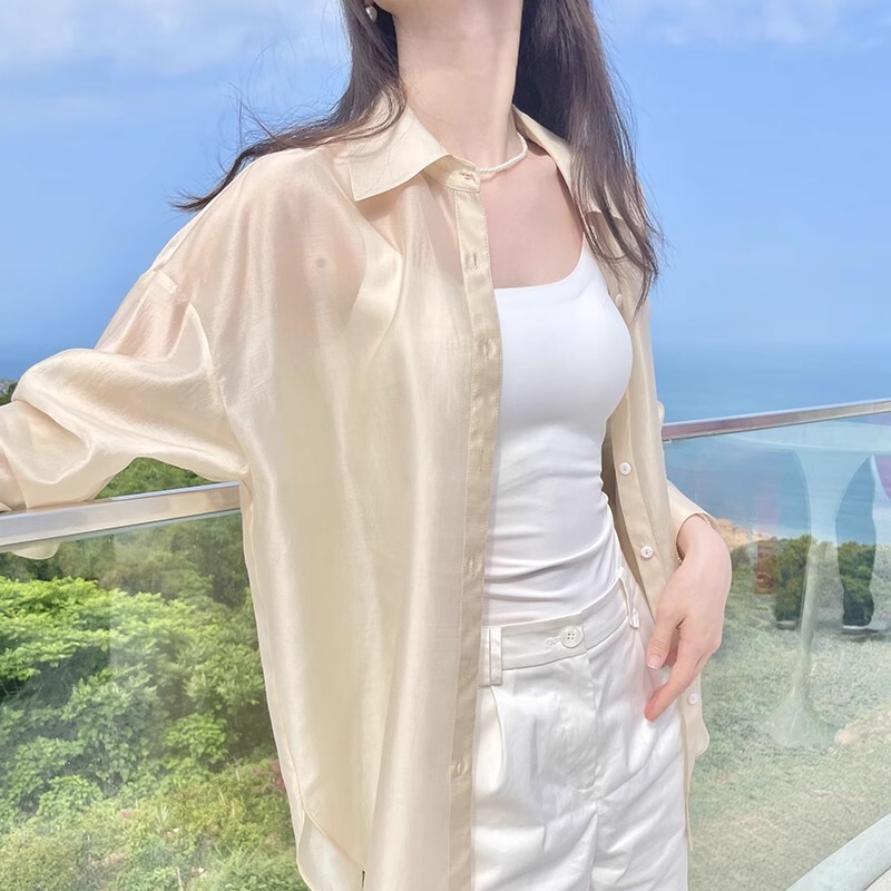 Ice Silk Sun Protection Shirt for Women, Long-Sleeved Summer New White Jacket, Casual Women's Lightweight Shirt, Petite Top