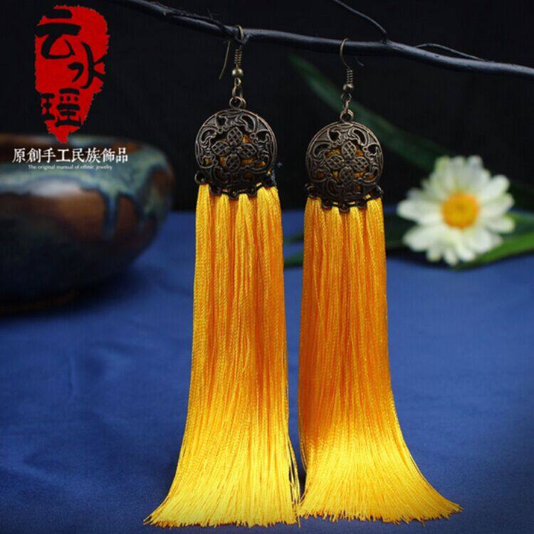 China Wind Classical National Earrings Ornaments Pure color streaming Su Earrings Female long version Exaggerated Stage Wedding Accessories X002