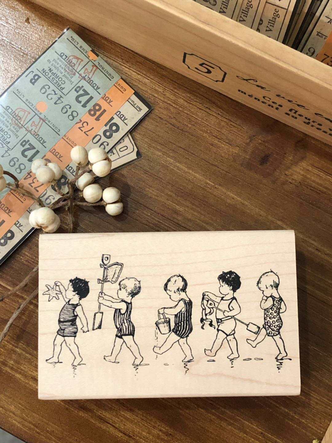 (Xiao Lin a few) US 100ProofPress wooden seal dancing great uncles small bear cola flowers