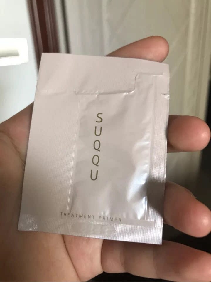 Japan SUQQU Crystal Color with Moisturizing Long Tube Powder Isolation Trial Bag 0 5g