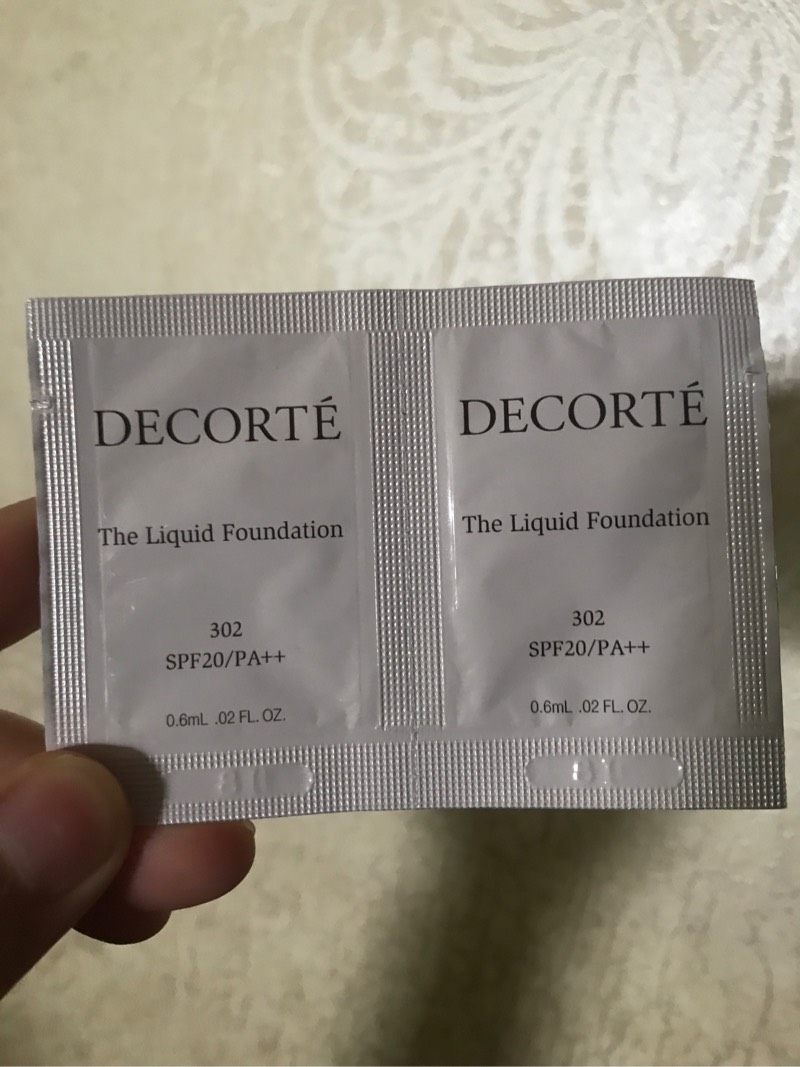 Japan counter Cosme Decorte New moisturizing concealer sunscreen liquid foundation trial pack