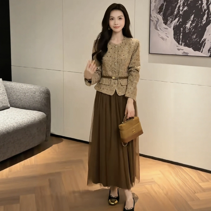 Chanel-Style Sequined Jacket + Mesh Skirt Two-Piece Set for Women, 2026 Autumn New Elegant Socialite Outfit
