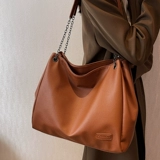 Вместительная и большая сумка через плечо, демисезонная модная цепь, премиум класс, в западном стиле