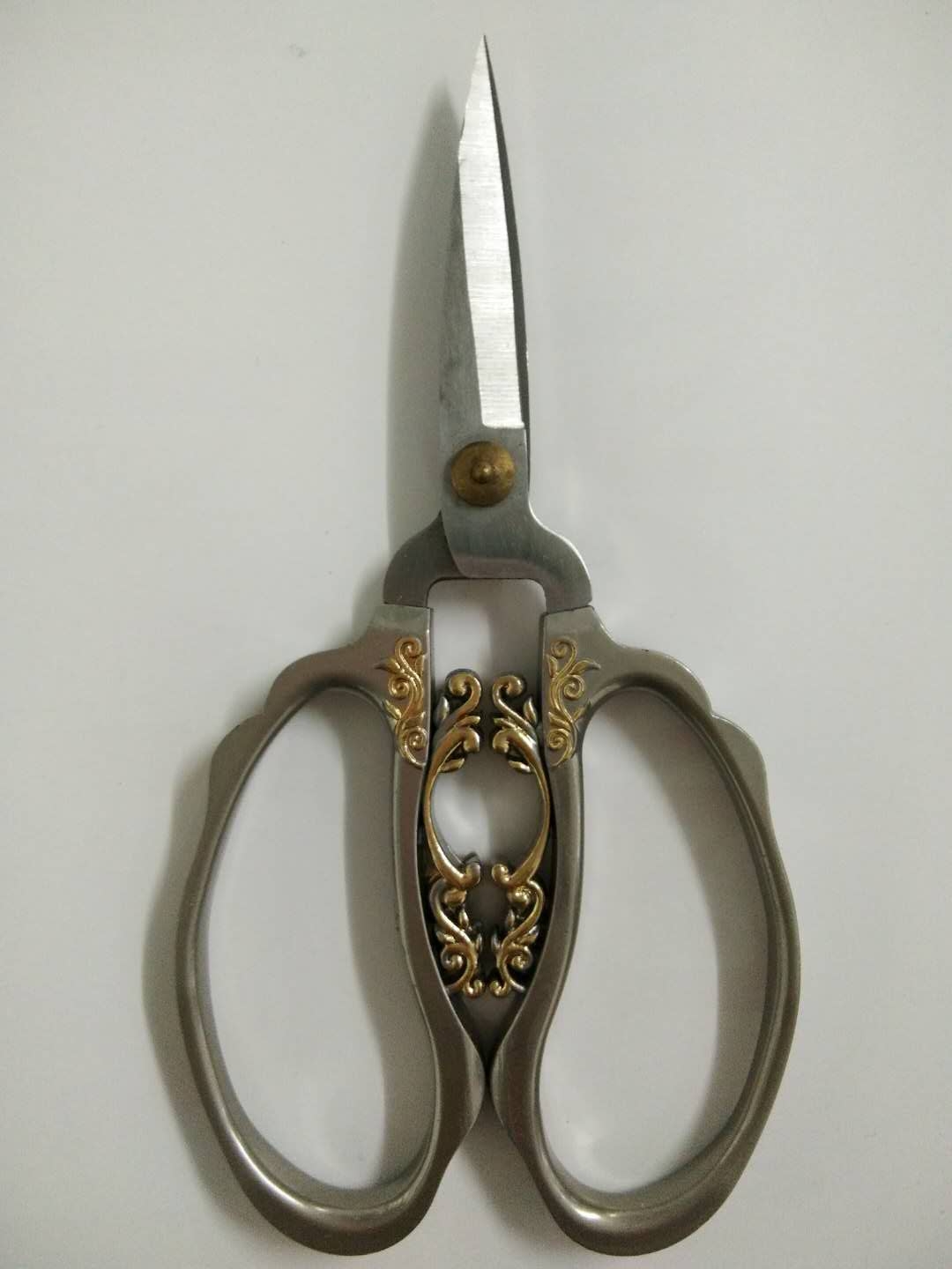 Zhang Xiaoquan desert rose open hand-cut vintage scissors classical scissors Household scissors gift scissors