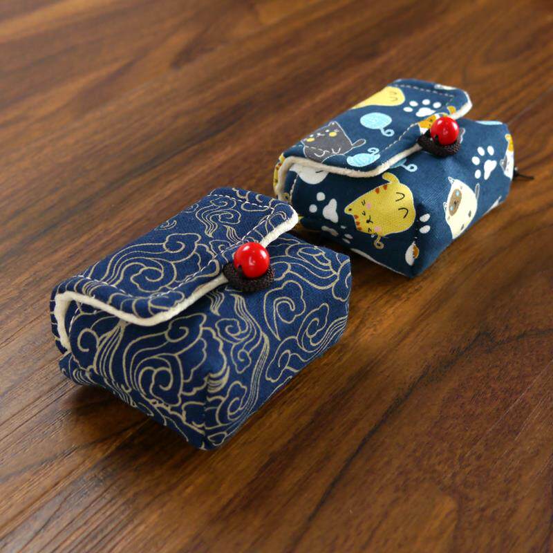 The containing pack applies the Edifier kgke headphone protective shell filpbudspro headphone protective sleeve