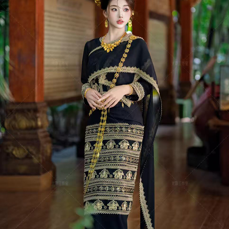 Dai Ethnic Clothing for Women, Yunnan Xishuangbanna Dai Princess Black Gold Heavy Embroidery Top, Shawl, Dai Tube Skirt, Complete Set of Accessories