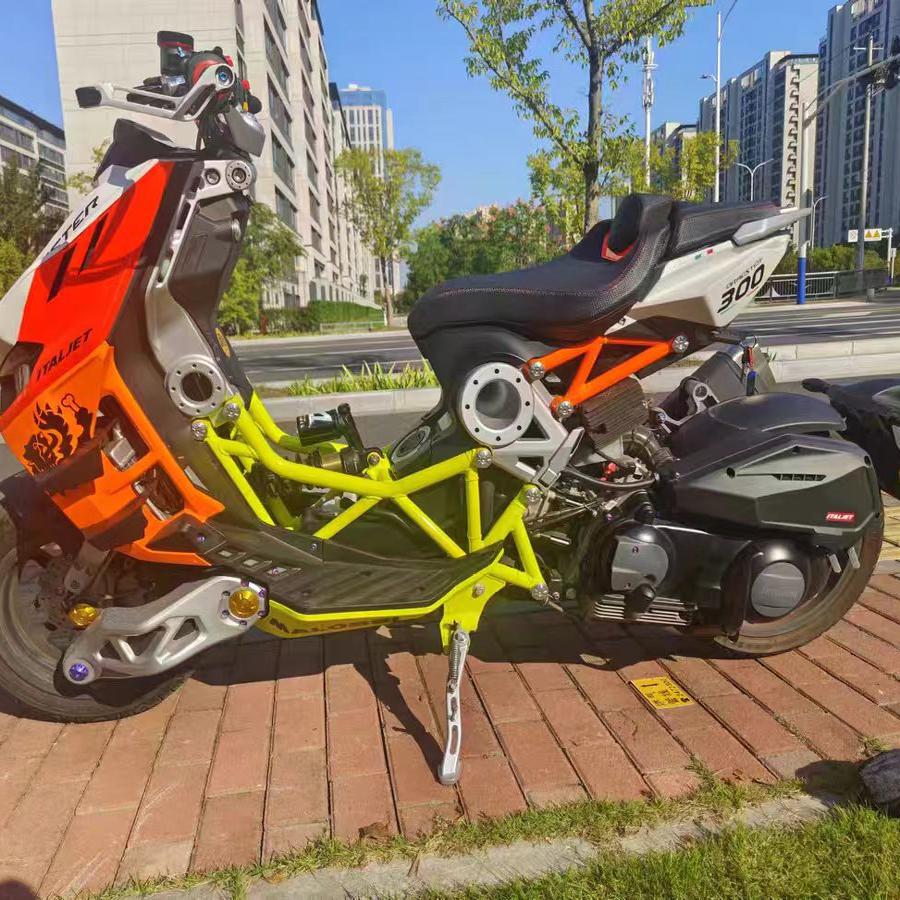 意塔杰特200/300马鲁士白幽灵黑武士改装车架塞车台轮毂塞装饰盖：赛道王者的秘密武器🌟