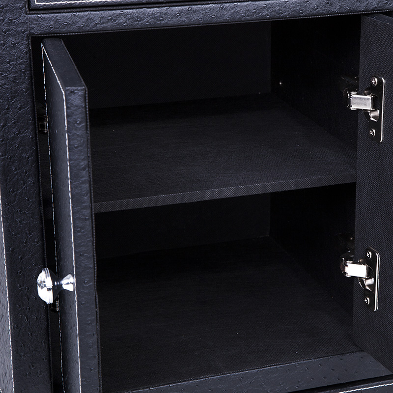 �����ִ�������Ƥ�ﴲͷ��P301