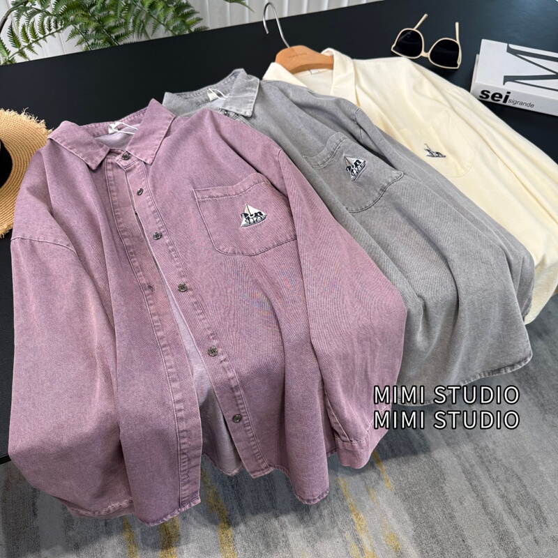 Fashionable Retro Casual Shirt for Women 2026 Summer Boyfriend Style Distressed Washed Denim Cotton Lapel Versatile Top Trendy