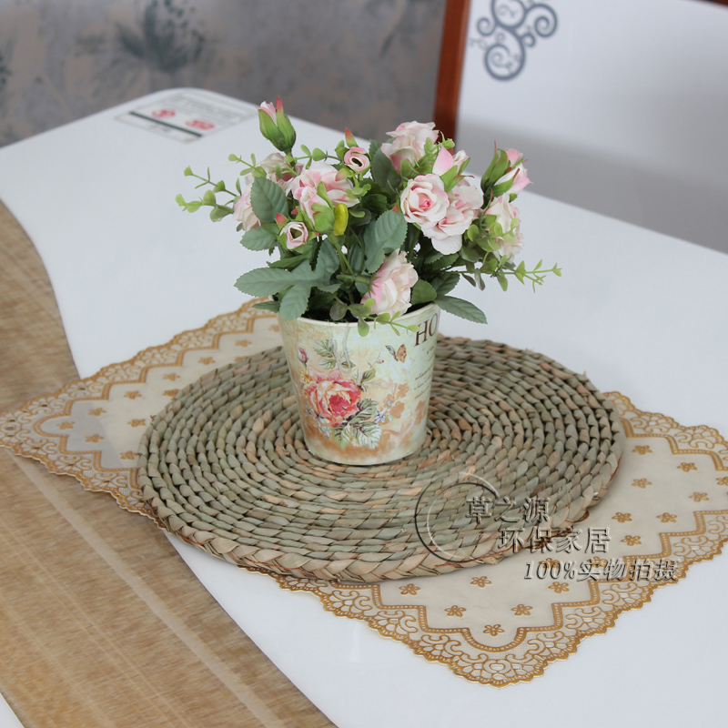 Heat insulation wooden mat handmade cattail grass woven heat insulation mat round anti-scald pot mat coaster bowl mat home dining mat