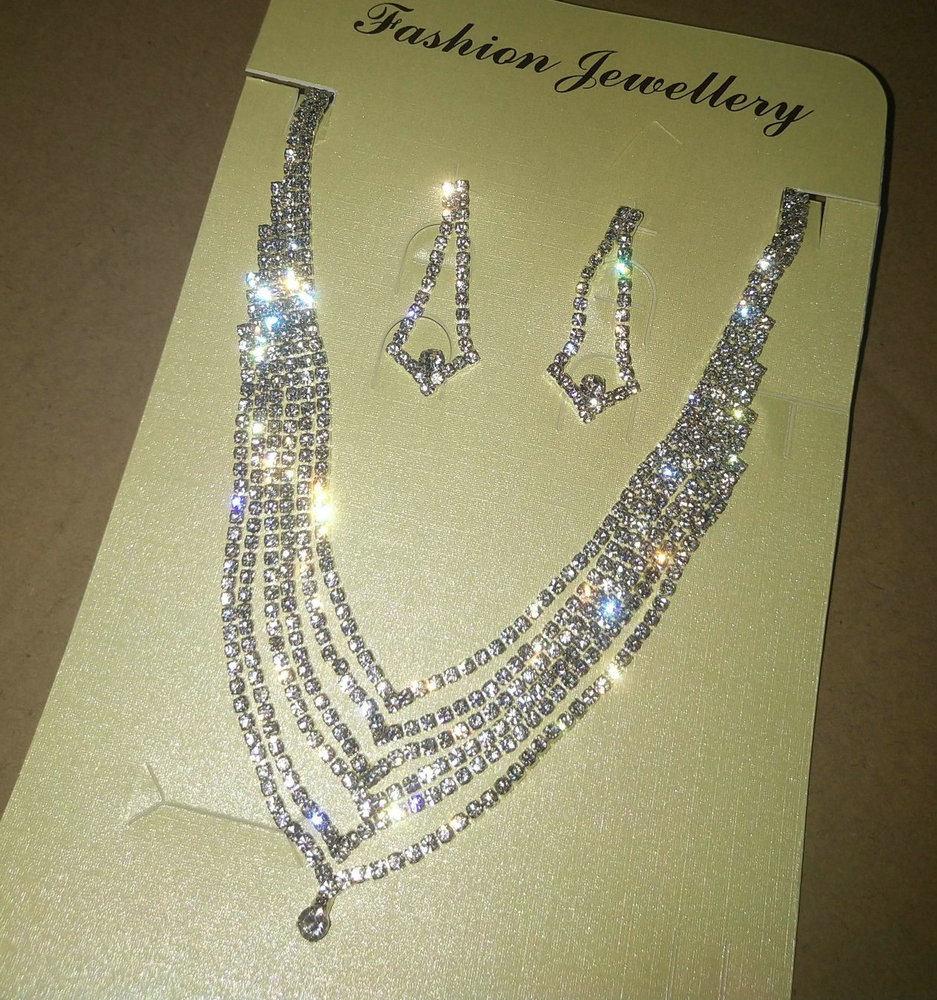 Multilayer Dense Diamond Bridal Necklace Earrings Necklace with luxury name Goddess Shiny Drill Dinner Water Drill Necklace Gown Accessories