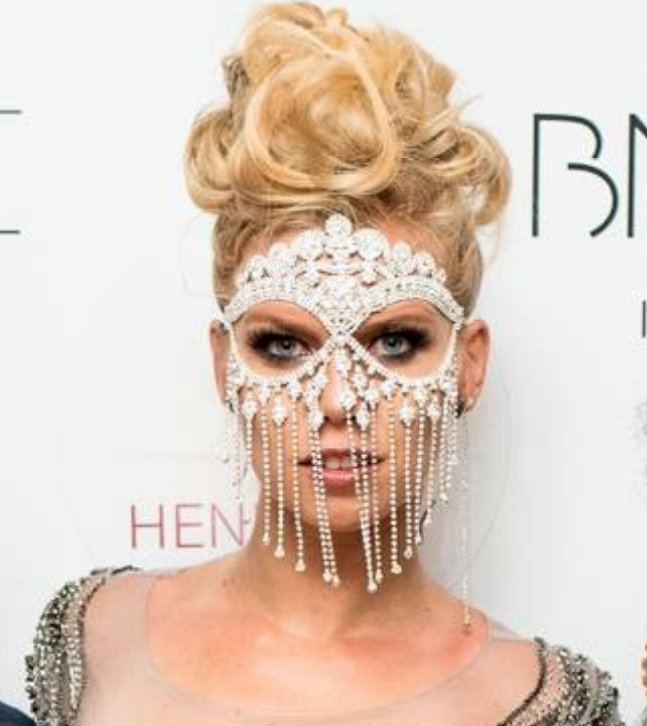 Rhinestone mask Full diamond tassel mask Female modeling Stage Nightclub Dance Bar Catwalk Nightclub jewelry