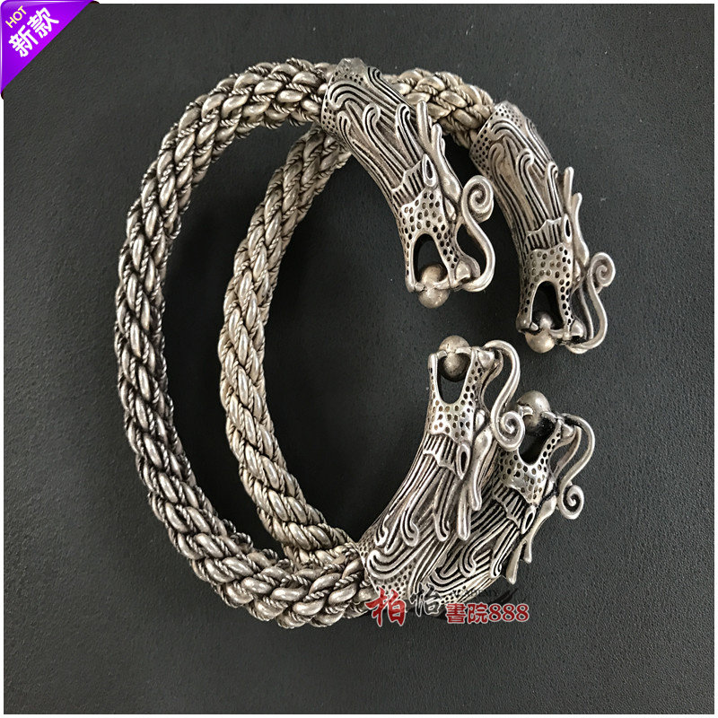 Ancient Playing Antique antique made of old Ming and Qing Miao silver Men and women Ancient Clothing Props Silverware Dragon Head Bracelet Silver Bracelet
