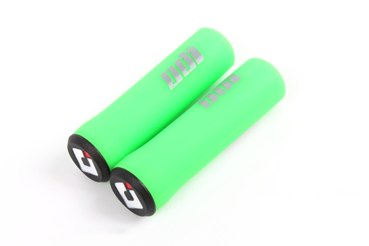 Xác thực cấp phép ODI thiết lập cân bằng xe trượt xe silicone thiết lập của tay cầm cao su silicon nguyên chất găng tay chống sốc mặc - Smart Scooter 	xe thăng bằng strider sport	