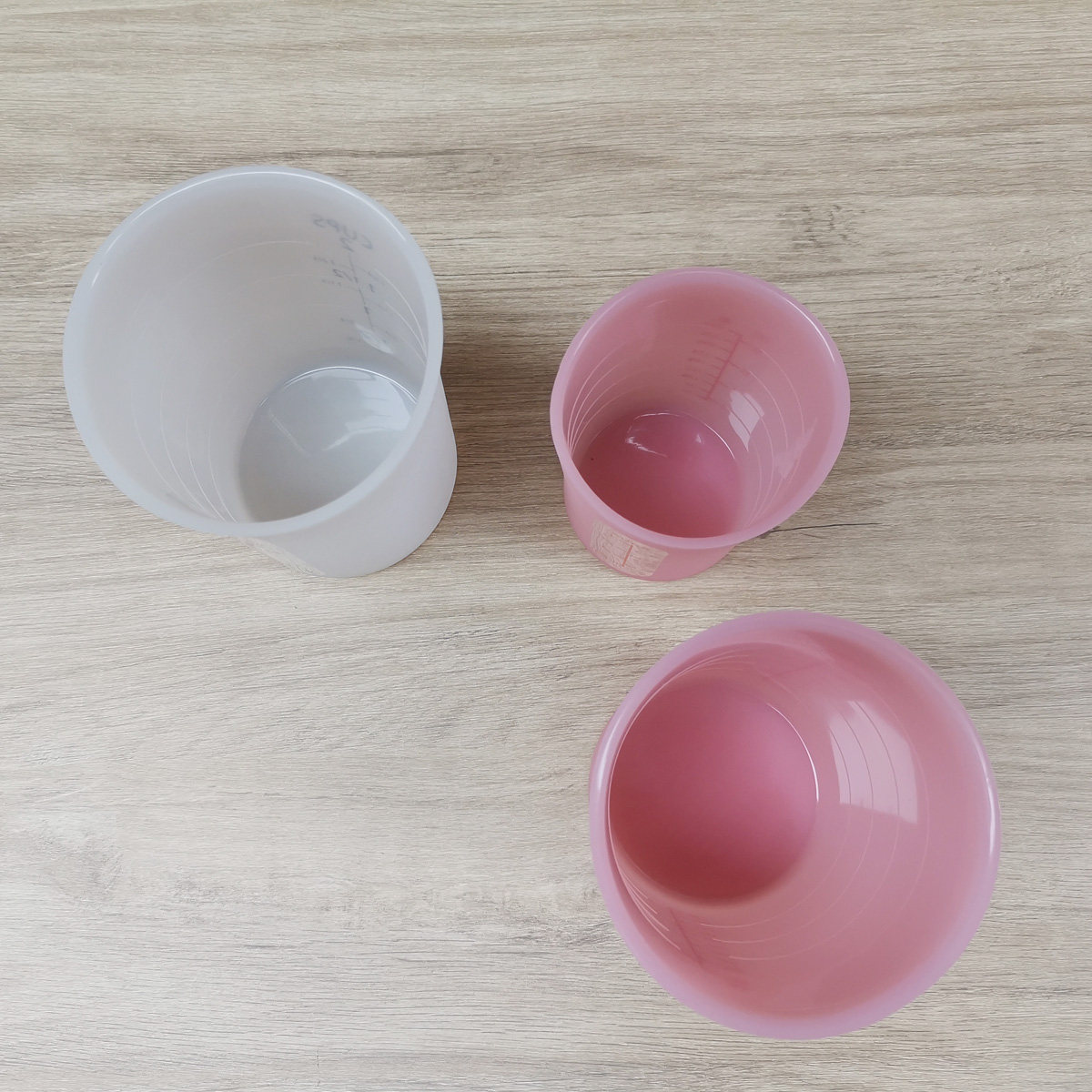 Export high temperature resistant thick food grade silicone measuring cup cup scale milliliter capacity 1L 500 and 250ml