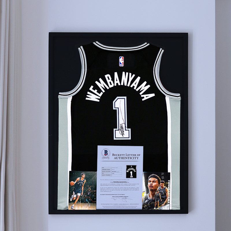 【Includes Jersey】Wenban Yamasen Signed Framed Commemorative Collectible Picture Frame for Living Room Bar Decoration Gift for Men 【Includes Jersey】Wenban Yamasen Signed Framed Commemorative Collectible Picture Frame for Living Room Bar Decoration Gift for Men