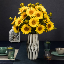 European sunflower high-end oil painting Sunflower in the living room fake flower decoration simulation Bouquet decoration