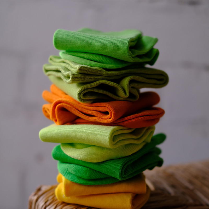 Spring and Summer Colorful Dopamine Mid-Calf Socks, Versatile Candy-Colored Aesthetic, Xinjiang Cotton Seamless Socks for Women and Men, Thin Mustard Lake Blue Solid Color