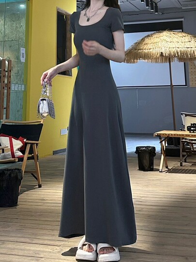 French Style 2025 Summer High-End Dress, Feminine Slim-Fit A-Line Skirt with a Large Hem, Elegant Waist-Cinching Slimming Long Dress