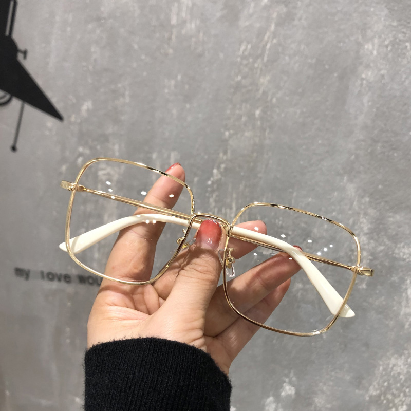 Myopia Glasses Female vegan shiny shiny edge can be equipped with degree retro anti-blue light display slim decorative eye frame
