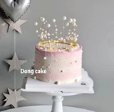 День рождения торт украшен