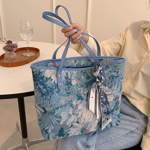 Вместительная и большая весенняя сумка на одно плечо, изысканный стиль