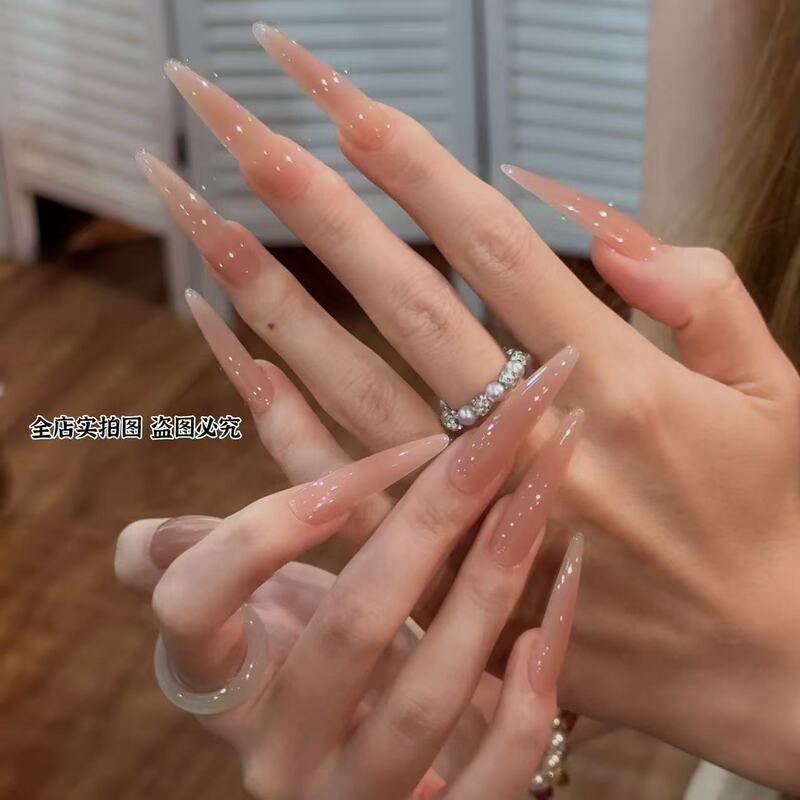 [Ice-Clear Bare Skin·3D Construction] March Rabbit Huanyan Color Autumn and Winter Semi-Transparent Nails That Enhance Complexion, Handmade Wearable Nails