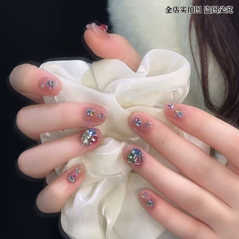 【Fairy Tale Town Uses Swarovski Elements】Cute Bunny/March Bunny Full Diamond Nail Art Handmade Wearable Nails