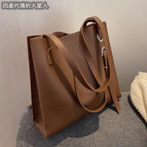 France ZAMP Large Capacity Package 2022 Fashion 100 Ride Commuter Package Superior Feel Woman Autumn Retro single shoulder Totbag