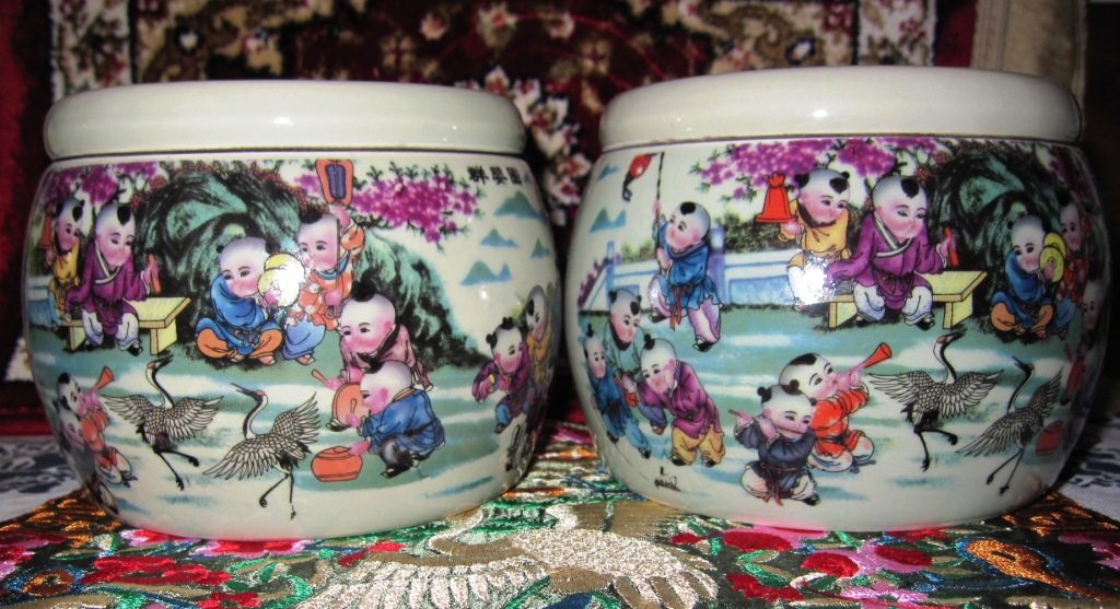 Ceramic cricket irrigation group baby picture (a pair of 68 yuan)