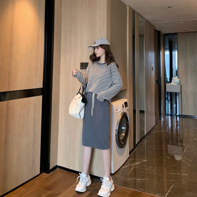 VK旗艦店 韓國風條紋圓領針織衫套裝長袖裙裝