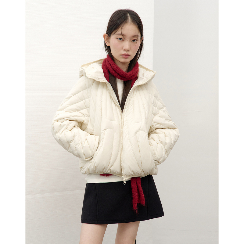 [Clearance Sale] White Short Lightweight down Jacket for Women, Stylish Loose-Fit Hooded Puffer Coat for Petite Sizes