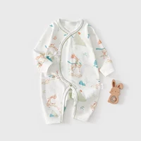 Ремень бегущий лось белый фон