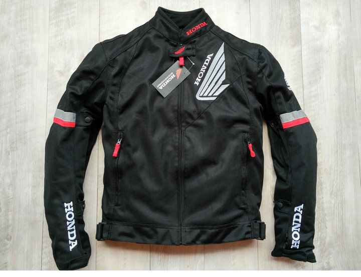 2019 Motorcycle cycling suit four seasons of racing clothes built in protective gear anti - fan crash jacket and waterproof coat