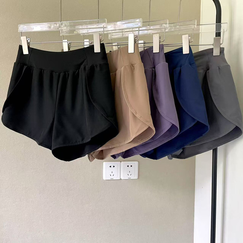 Loose-Fitting Sports Shorts, Two-In-One Quick-Drying Fitness Pants, Breathable Slimming Yoga Shorts, Anti-Exposure Running Shorts for Outdoor Wear