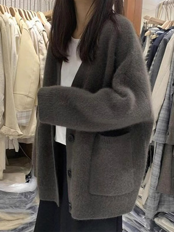 Japanese Retro Lazy Style Thick Knitted Cardigan for Women, Autumn and Winter High-End Gray Mink Velvet Soft Sweater Coat