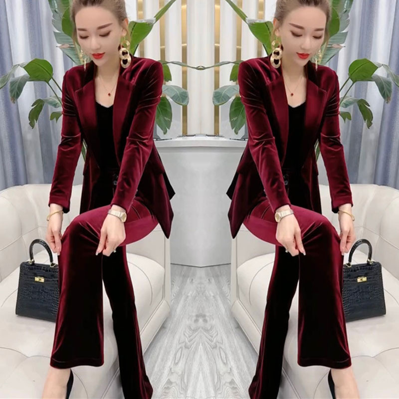 High-End Trendy Velvet Three-Piece Set for Women, 2022 Autumn New Style, Slim-Fit Camisole + Blazer + Flared Pants