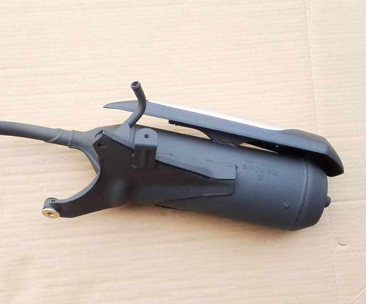 Áp dụng phụ kiện xe máy Tianying khoan ống xả HJ125T-10C-16 bàn đạp xe nữ giảm xóc S - Ống xả xe máy ống pô xe máy